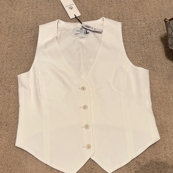 Aritzia Cream Button-Down Vest Top - Picture 1 of 1
